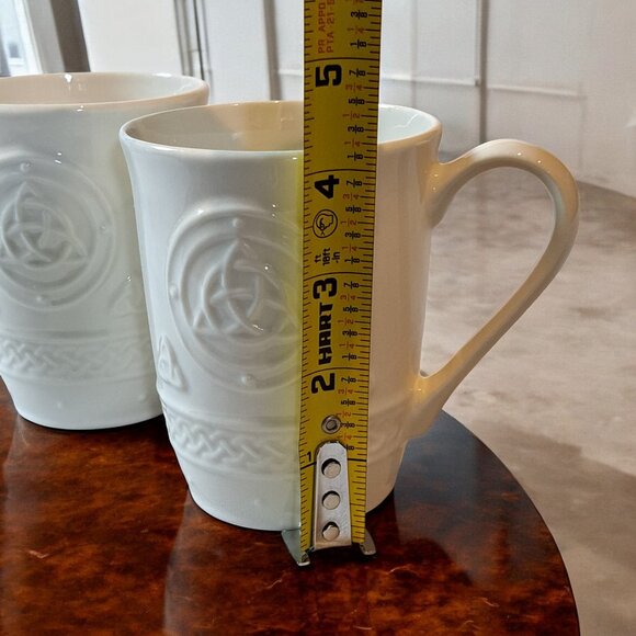 Belleek classic Celtic Mugs - set of two - Picture 7 of 9